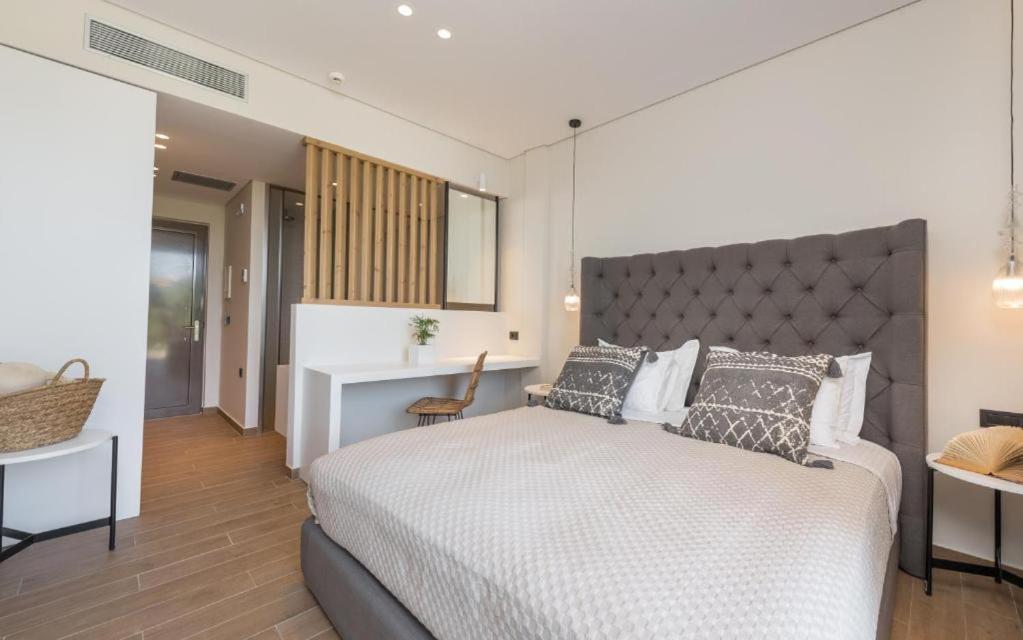 Eptanisos Beachfront Suites Zante Keri Dış mekan fotoğraf