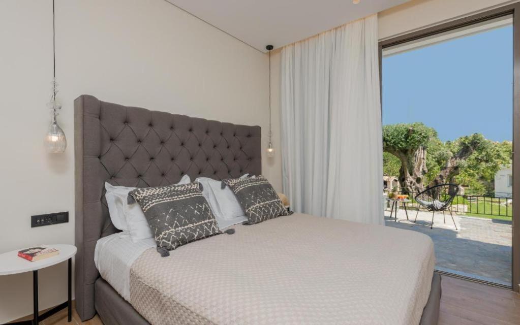 Eptanisos Beachfront Suites Zante Keri Dış mekan fotoğraf